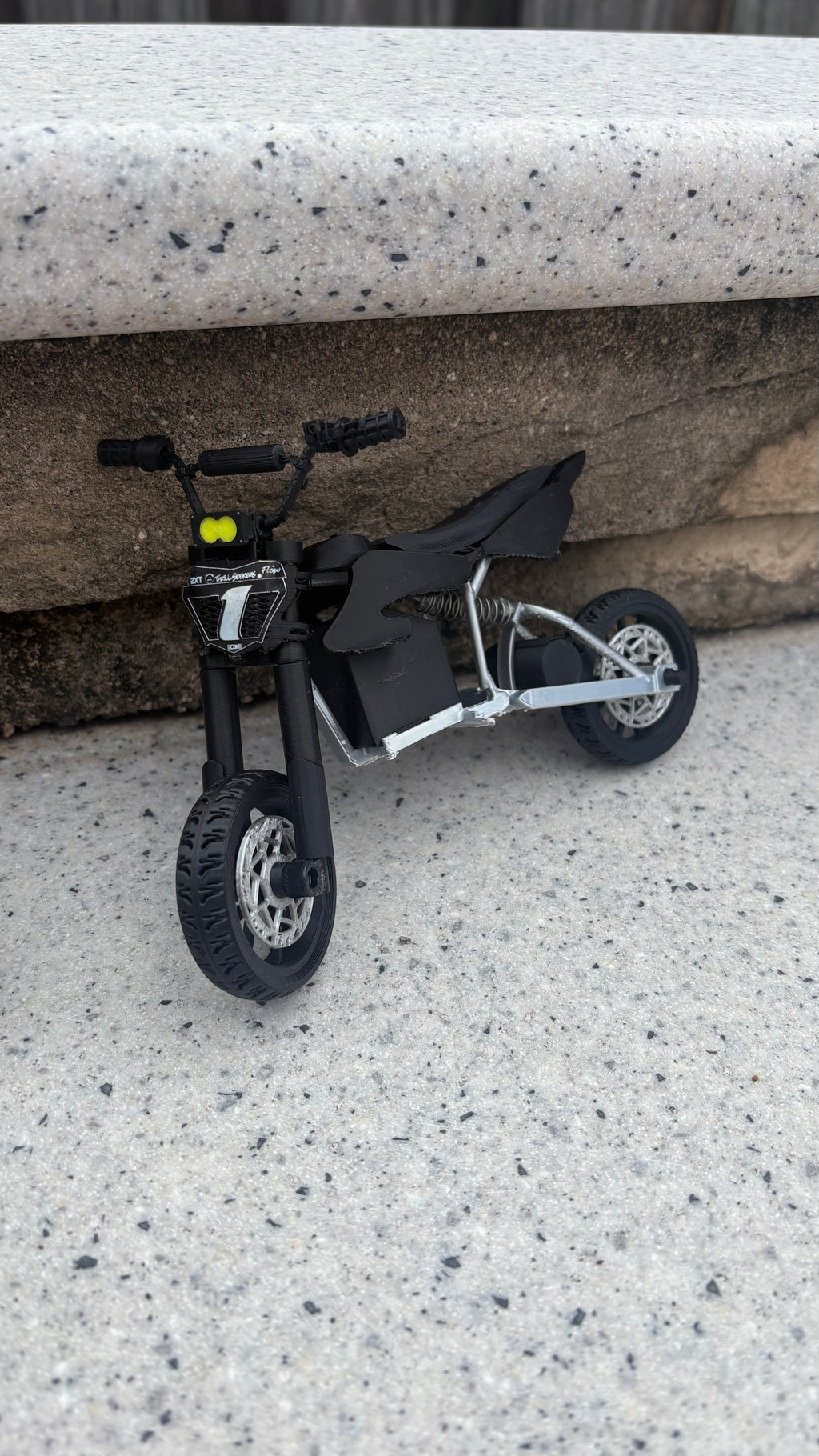 Razor MX650