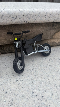 Razor MX650